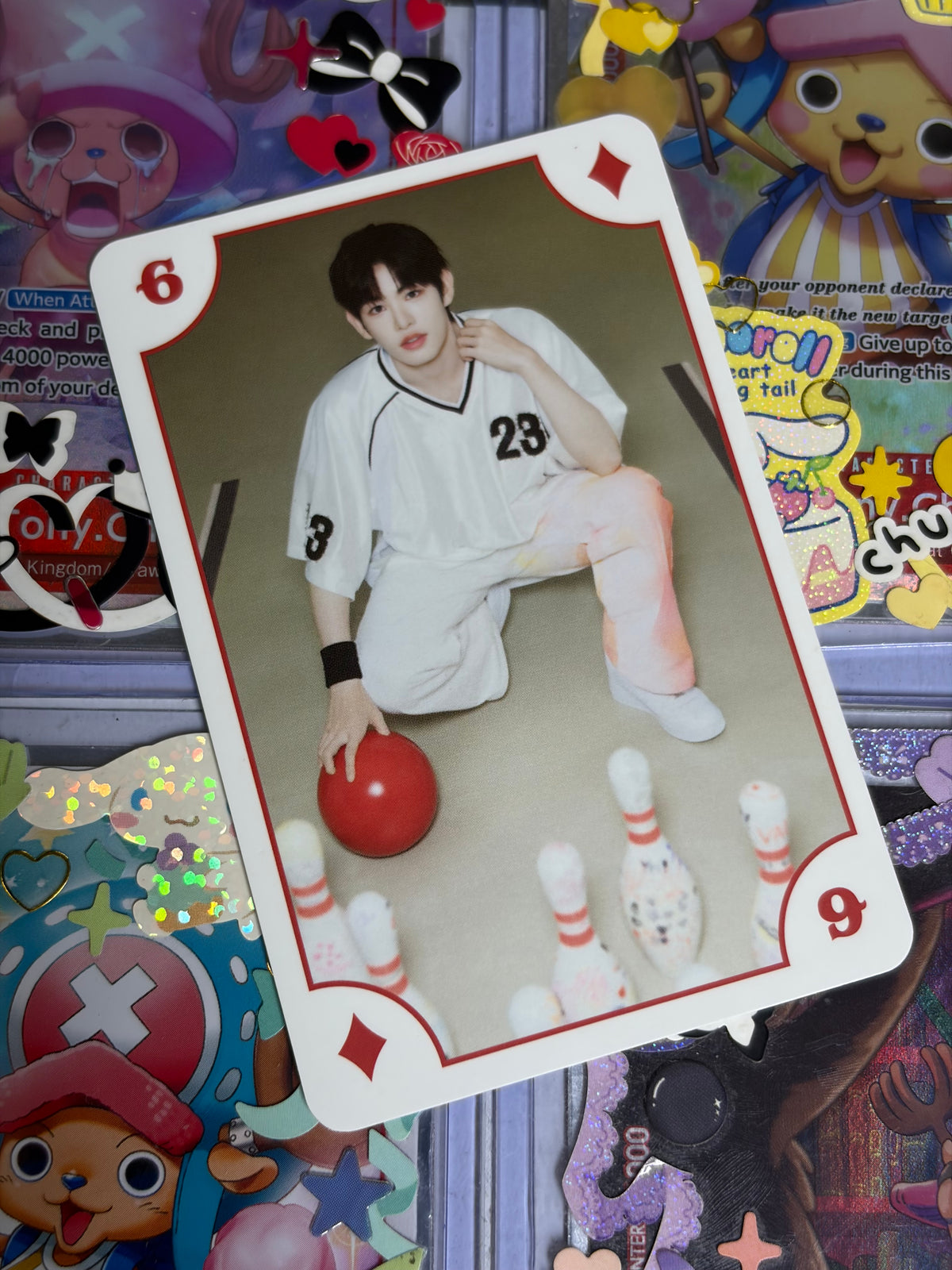 Minje My First Flip ver White Playing card