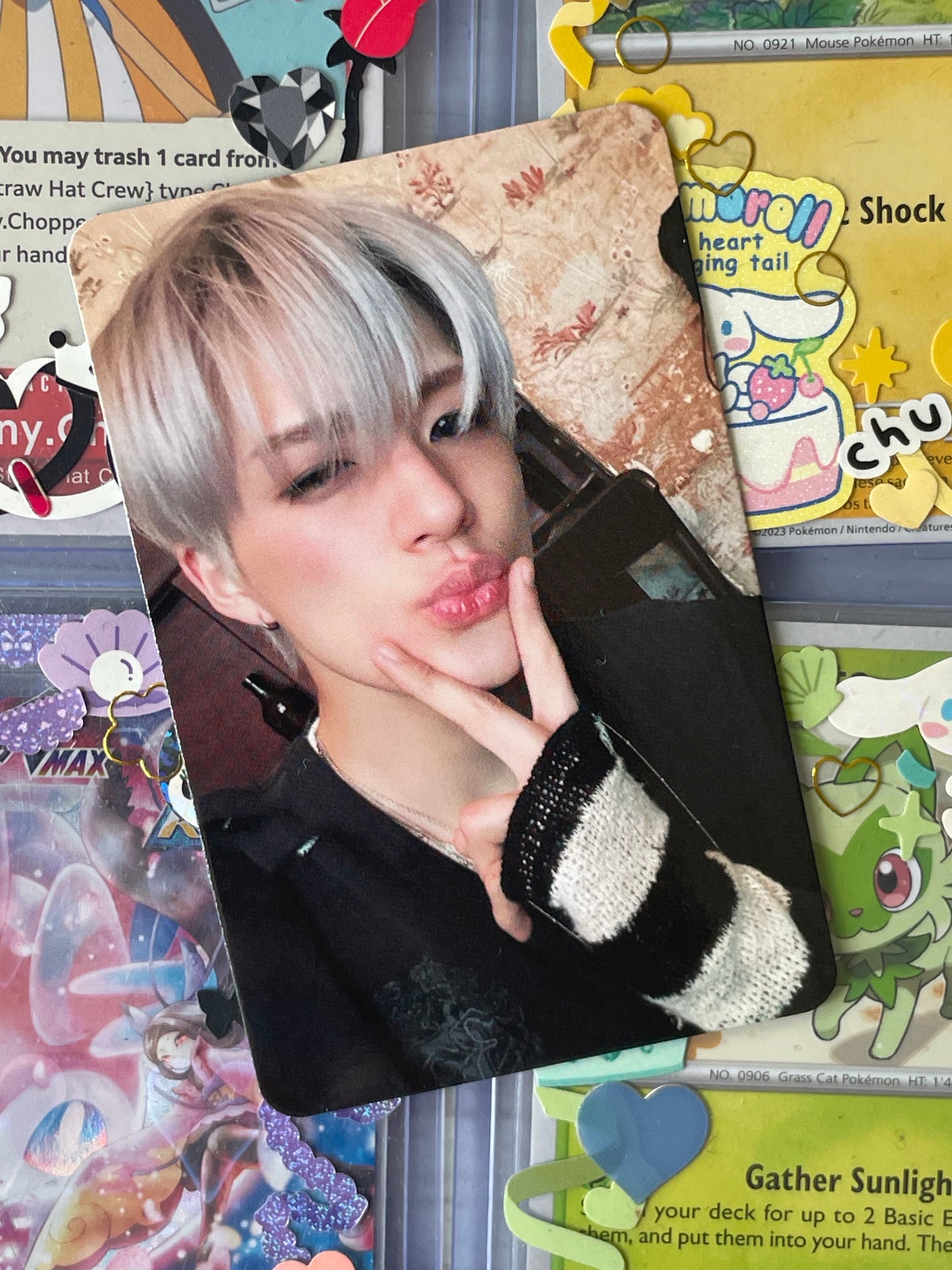 Jeno Extrovert
