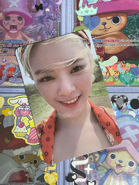 Jeongyeon More & More