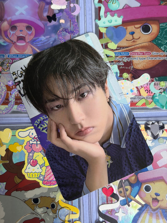 Han Seasons Greetings POB Everline