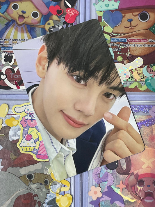 Gyuvin You Had Me At Hello ver Sunshower
