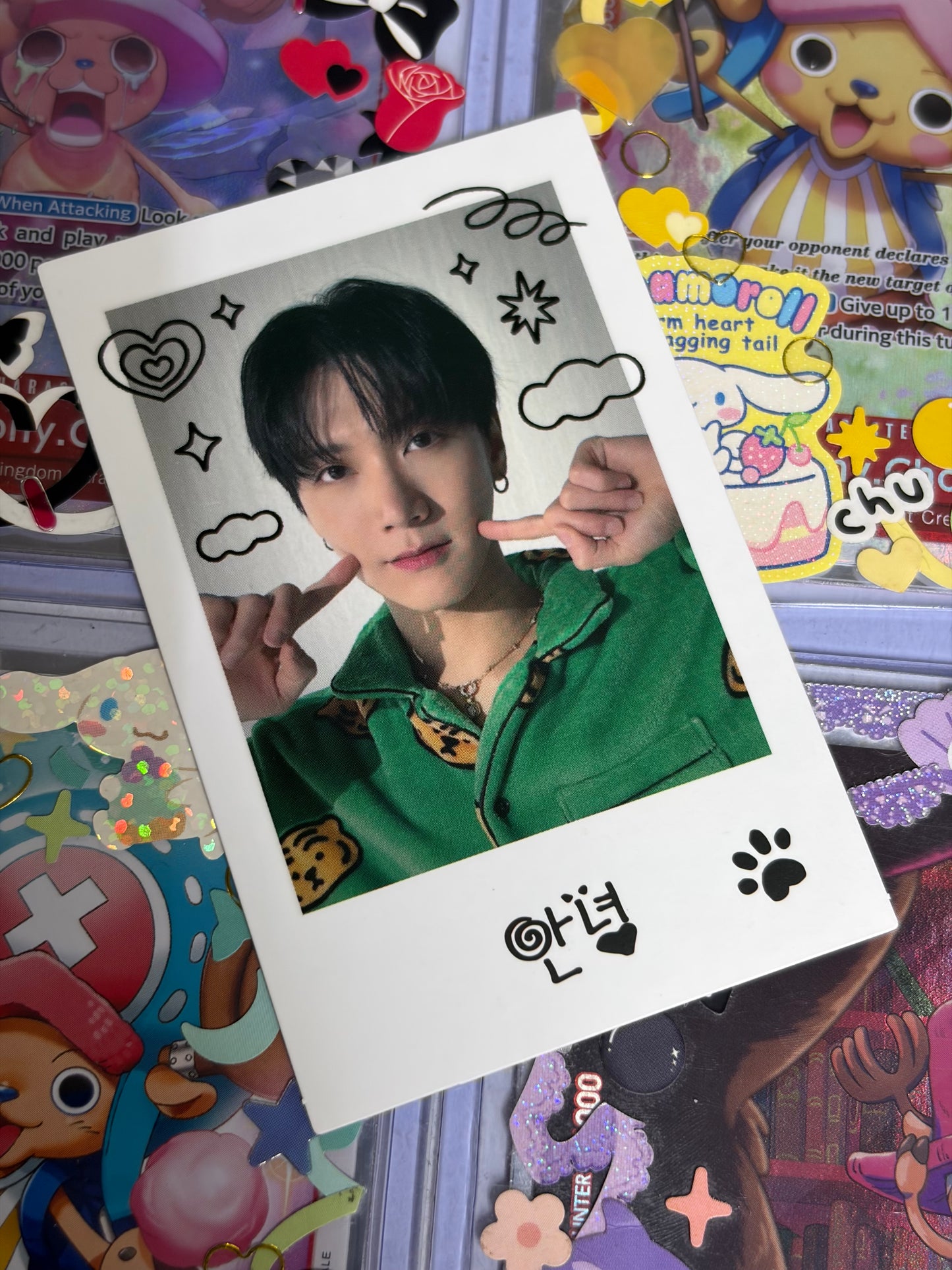 Ten NCT HOME Polaroid