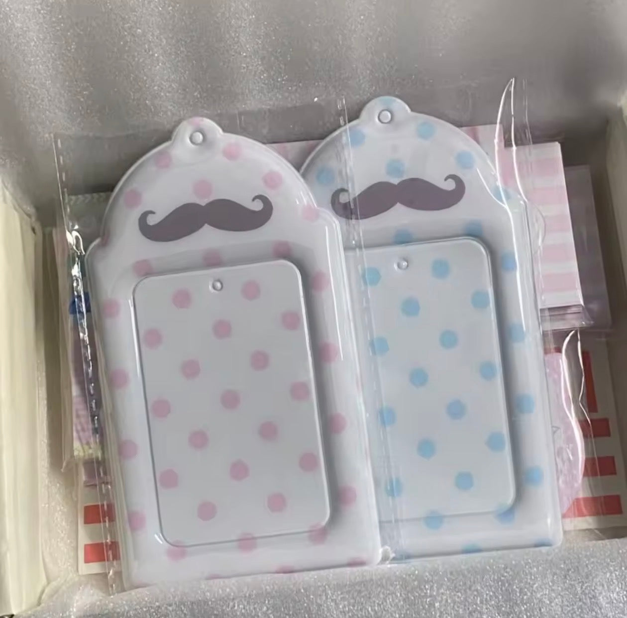 Holders mostacho
